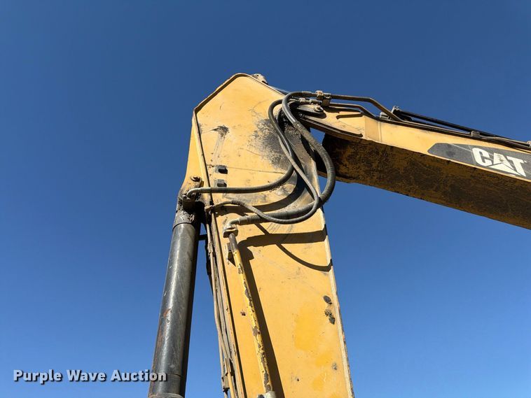 image for item YA5293 2007 Caterpillar 330D L excavator