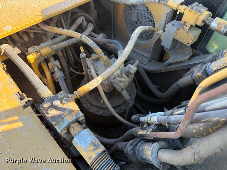 image for item YA5293 2007 Caterpillar 330D L excavator