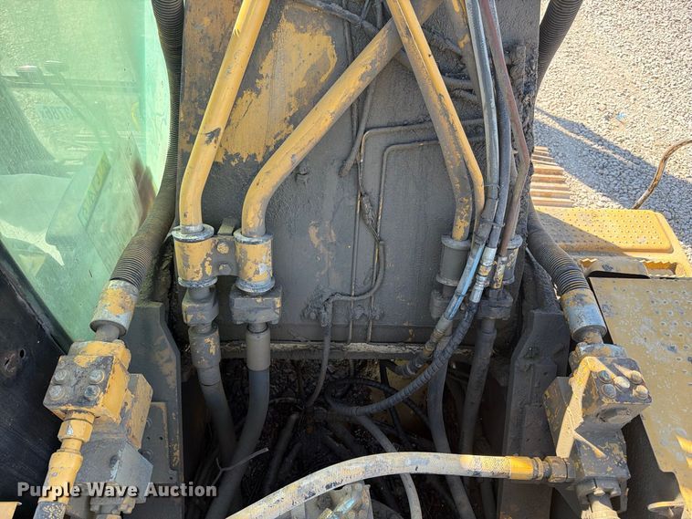 image for item YA5293 2007 Caterpillar 330D L excavator