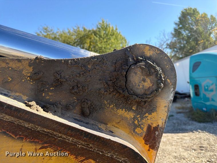 image for item YA5293 2007 Caterpillar 330D L excavator