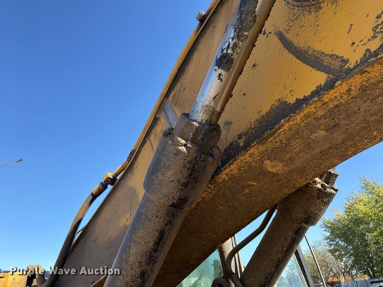 image for item YA5293 2007 Caterpillar 330D L excavator