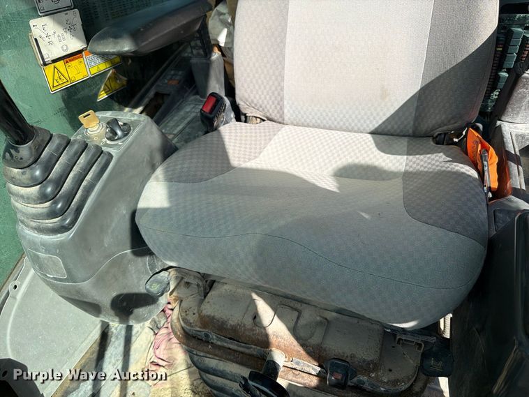 image for item YA5293 2007 Caterpillar 330D L excavator
