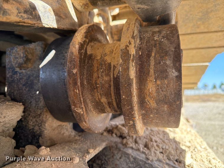 image for item YA5293 2007 Caterpillar 330D L excavator