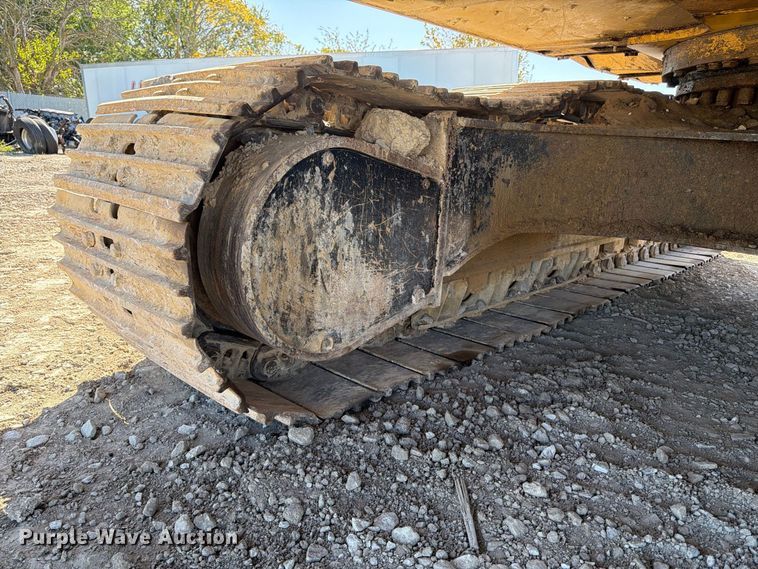 image for item YA5293 2007 Caterpillar 330D L excavator