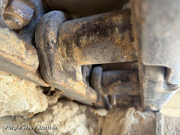 image for item YA5293 2007 Caterpillar 330D L excavator