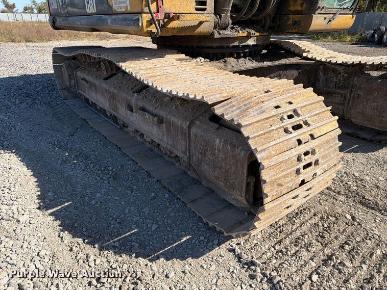 image for item YA5293 2007 Caterpillar 330D L excavator