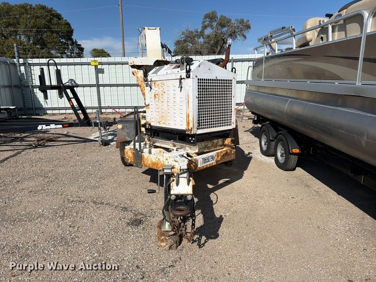 image for item YA5344 2015 Altec DC1317 wood chipper