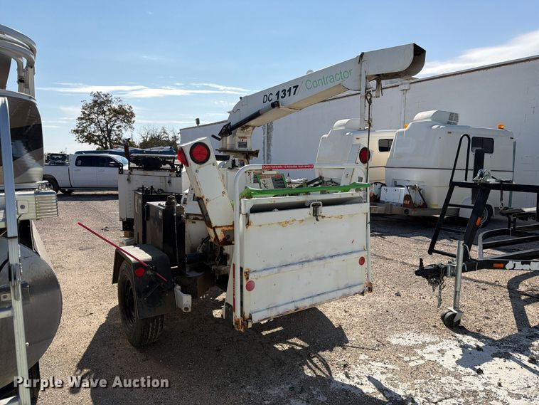 image for item YA5344 2015 Altec DC1317 wood chipper
