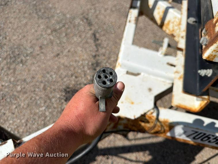 image for item YA5344 2015 Altec DC1317 wood chipper