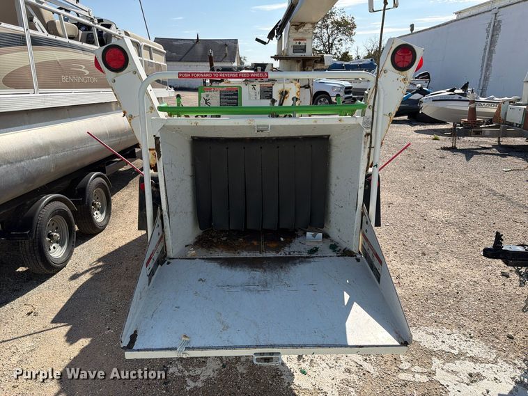 image for item YA5344 2015 Altec DC1317 wood chipper