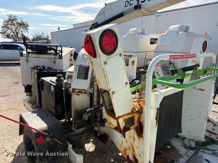 image for item YA5344 2015 Altec DC1317 wood chipper