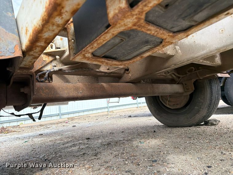 image for item YA5344 2015 Altec DC1317 wood chipper