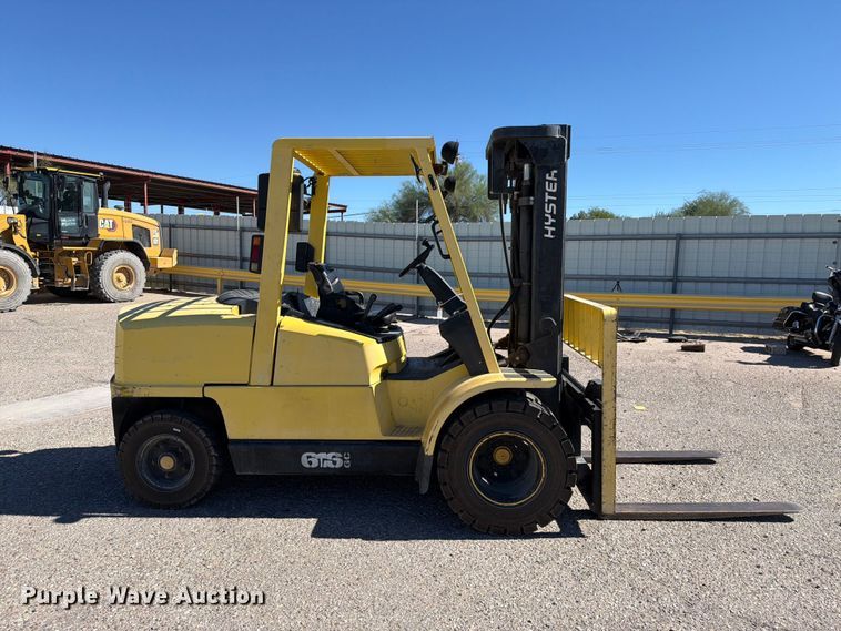 image for item YA5357 2002 Hyster H100XM forklift