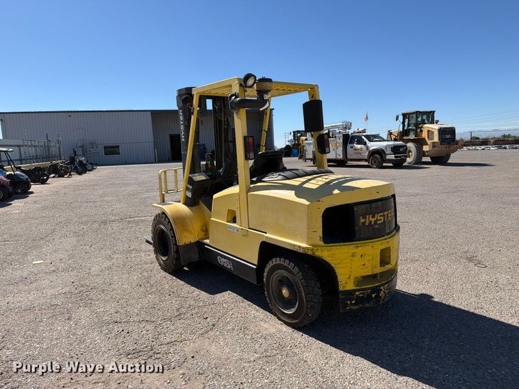 image for item YA5357 2002 Hyster H100XM forklift