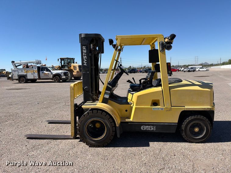 image for item YA5357 2002 Hyster H100XM forklift