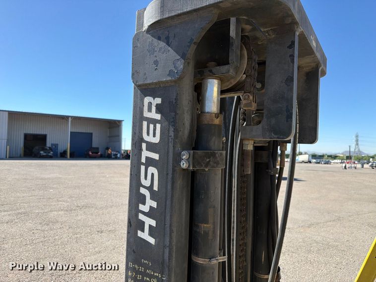 image for item YA5357 2002 Hyster H100XM forklift