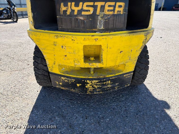 image for item YA5357 2002 Hyster H100XM forklift