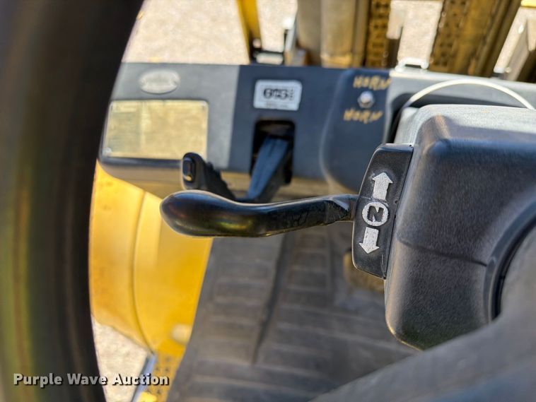 image for item YA5357 2002 Hyster H100XM forklift