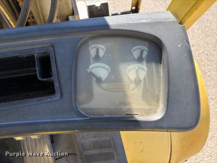 image for item YA5357 2002 Hyster H100XM forklift