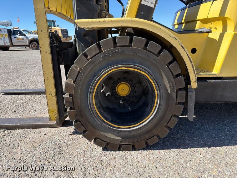 image for item YA5357 2002 Hyster H100XM forklift