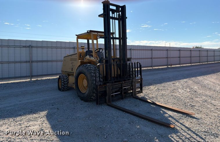 image for item YA5359 2016 Mastercraft MC0811126 forklift