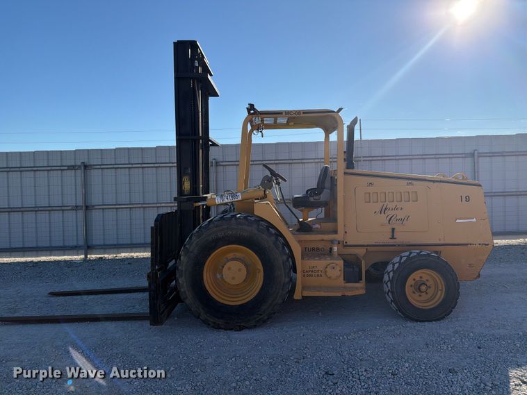 image for item YA5359 2016 Mastercraft MC0811126 forklift