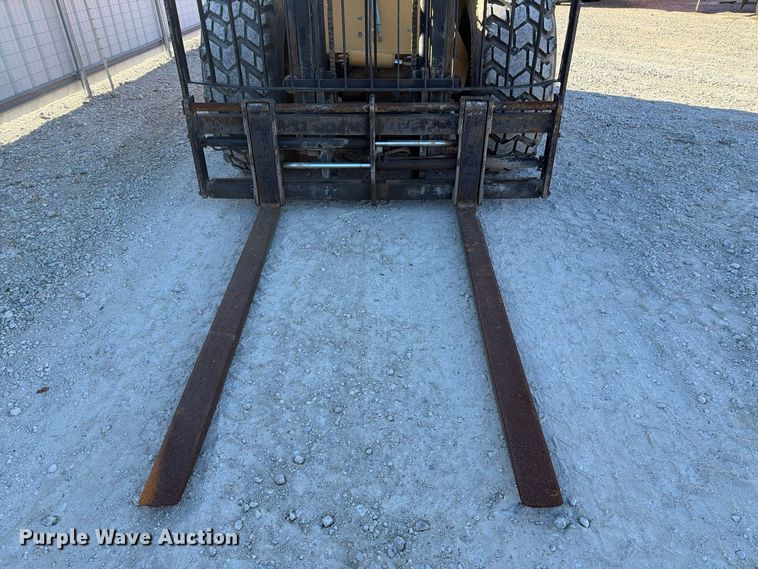 image for item YA5359 2016 Mastercraft MC0811126 forklift