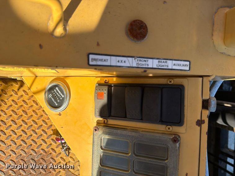 image for item YA5359 2016 Mastercraft MC0811126 forklift