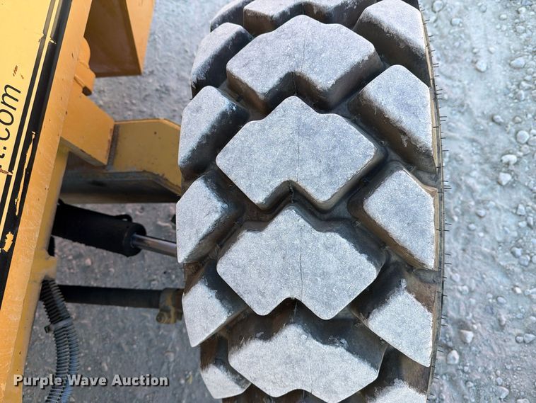 image for item YA5359 2016 Mastercraft MC0811126 forklift