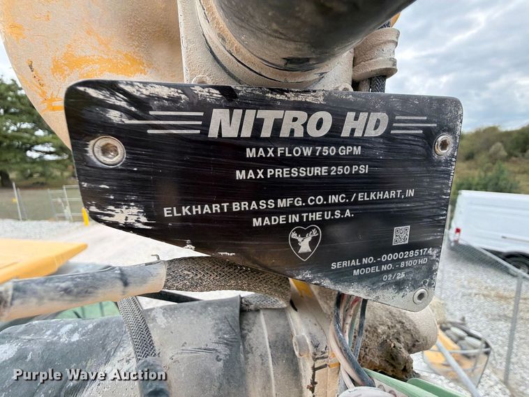 image for item YA5373 2004 Komatsu HD325-6 water truck