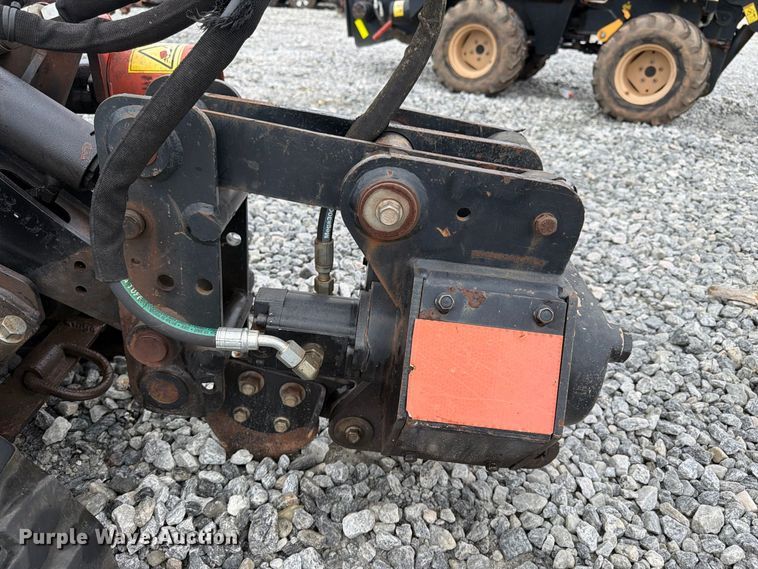 image for item YA5433 2013 Ditch Witch R300 cable plow