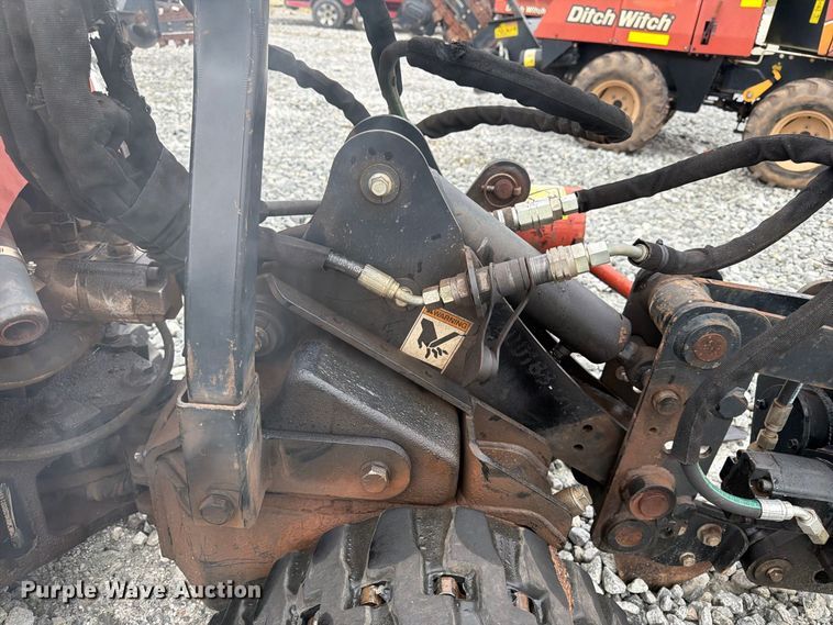 image for item YA5433 2013 Ditch Witch R300 cable plow