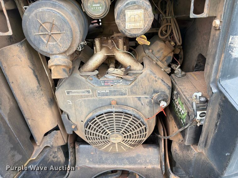 image for item YA5433 2013 Ditch Witch R300 cable plow
