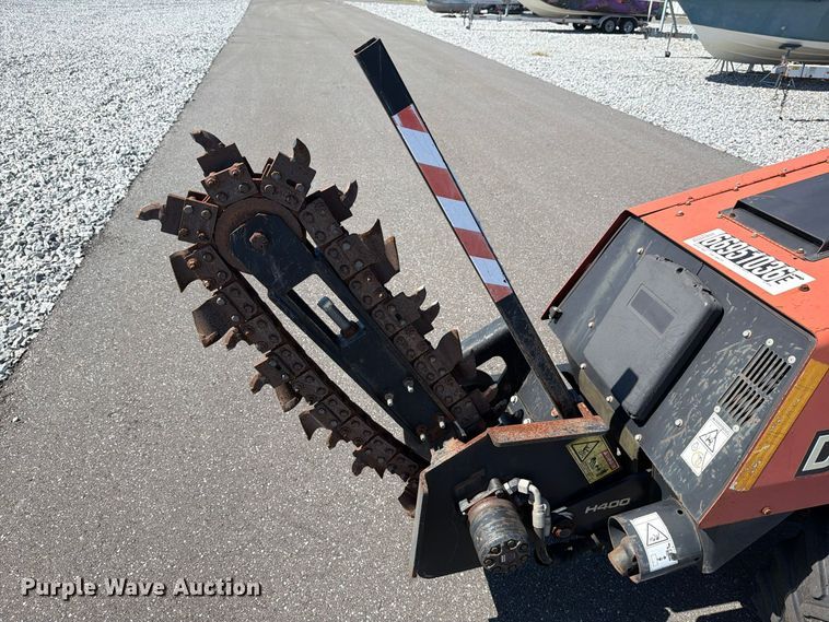 image for item YA5434 2017 Ditch Witch 410SX trencher