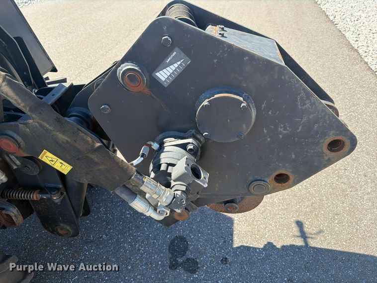 image for item YA5434 2017 Ditch Witch 410SX trencher