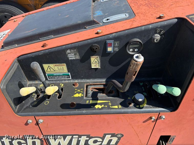 image for item YA5434 2017 Ditch Witch 410SX trencher