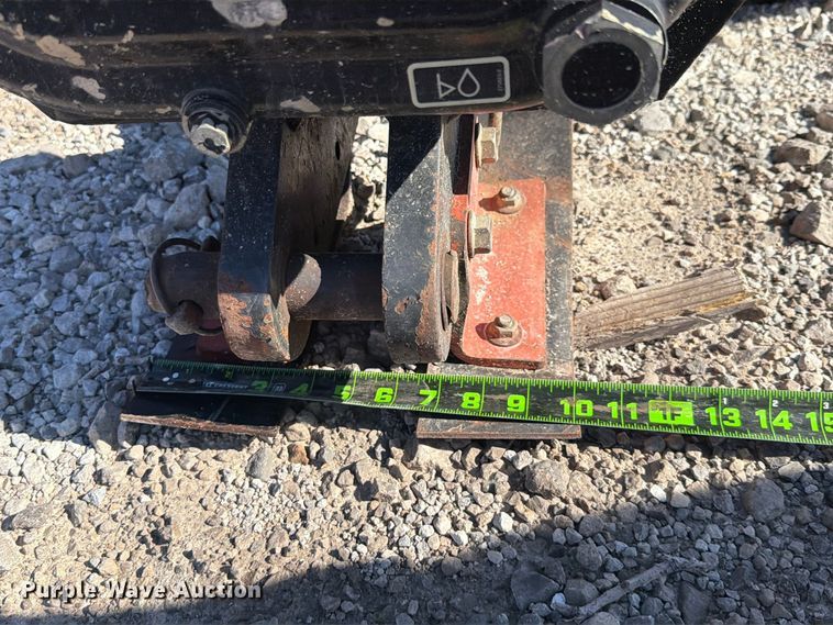 image for item YA5447 2018 Ditch Witch R300 cable plow