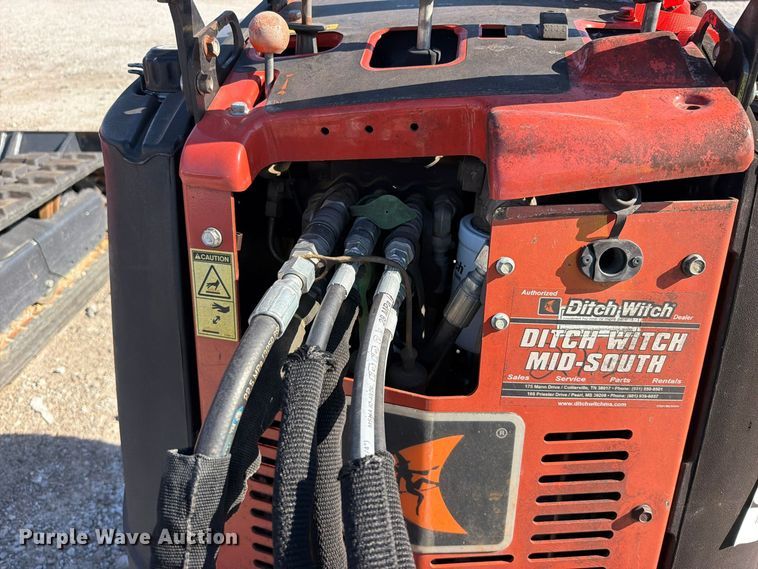 image for item YA5447 2018 Ditch Witch R300 cable plow