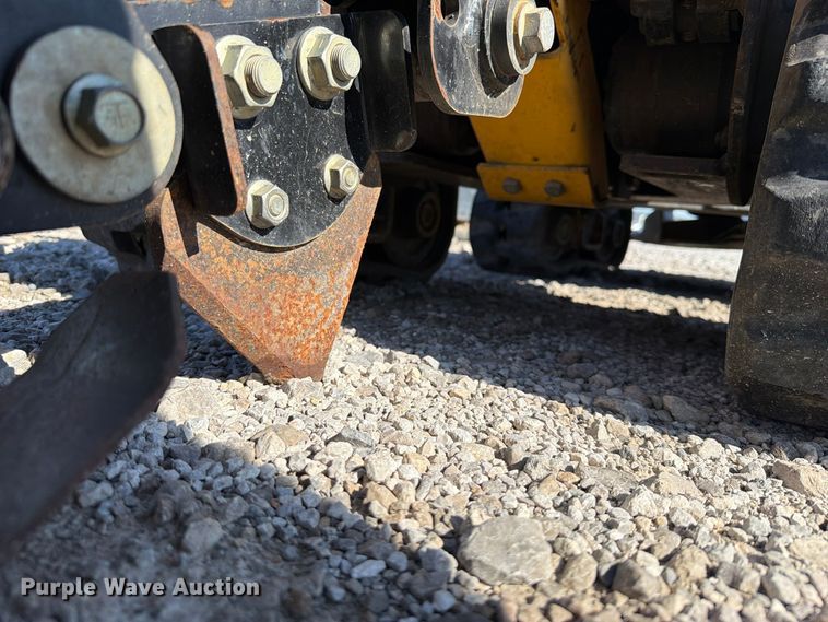 image for item YA5447 2018 Ditch Witch R300 cable plow