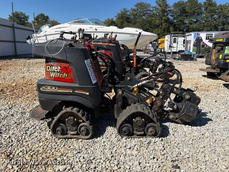 image for item YA5458 2015 Ditch Witch R300 cable plow