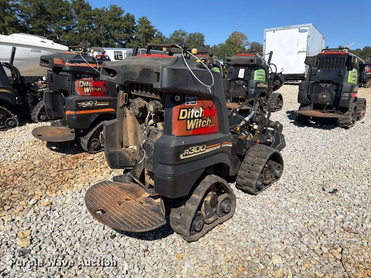 image for item YA5458 2015 Ditch Witch R300 cable plow