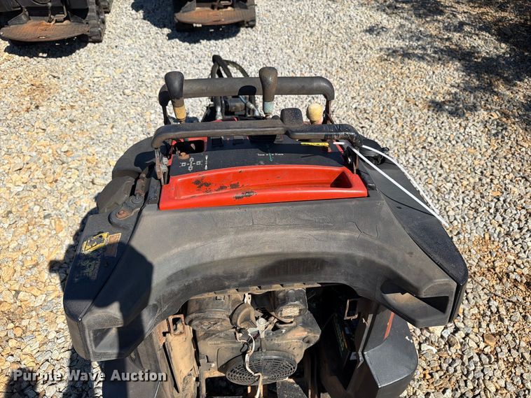 image for item YA5458 2015 Ditch Witch R300 cable plow