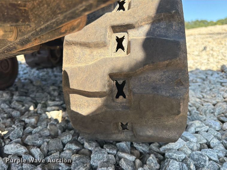 image for item YA5458 2015 Ditch Witch R300 cable plow