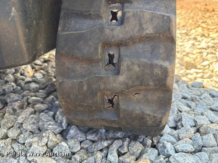 image for item YA5458 2015 Ditch Witch R300 cable plow
