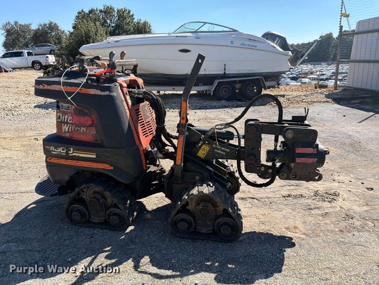 image for item YA5459 2015 Ditch Witch R300 cable plow