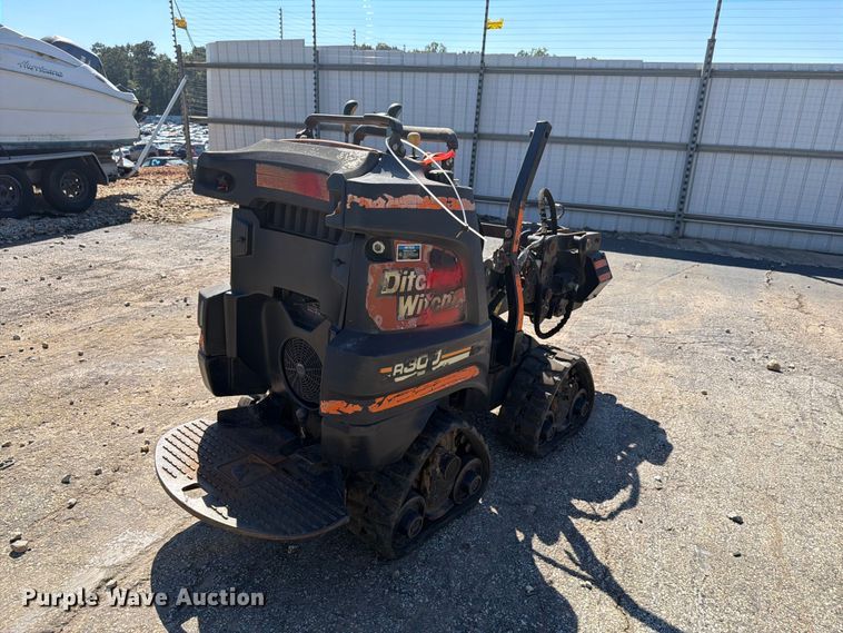 image for item YA5459 2015 Ditch Witch R300 cable plow