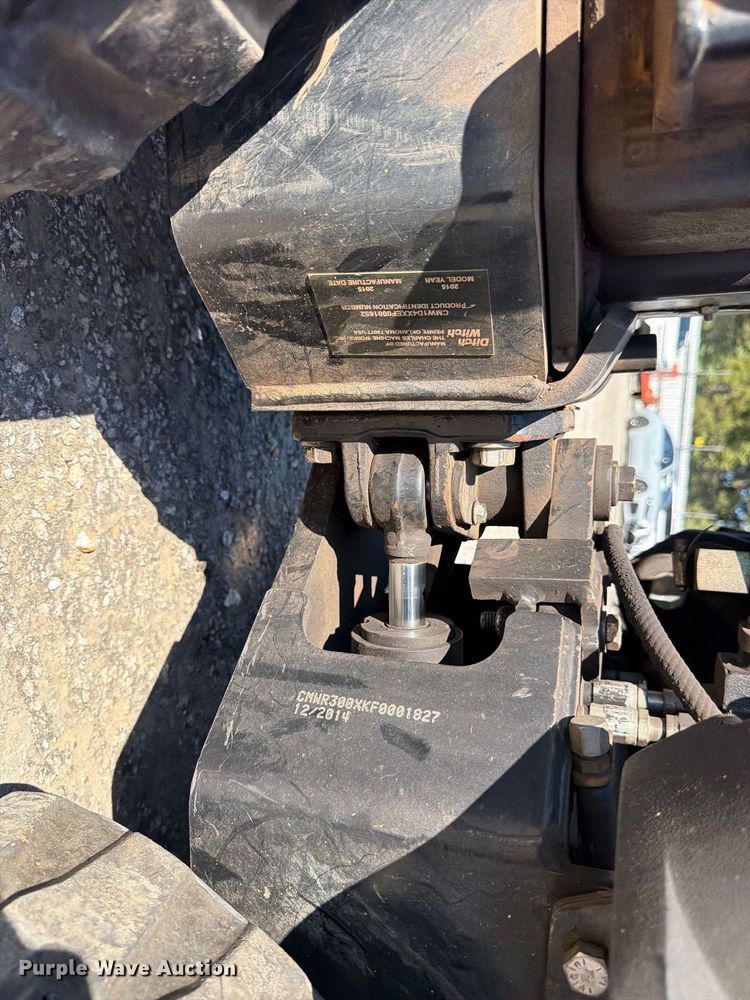 image for item YA5459 2015 Ditch Witch R300 cable plow