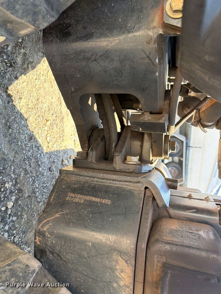image for item YA5459 2015 Ditch Witch R300 cable plow