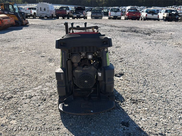 image for item YA5475 2016 Ditch Witch R300 cable plow