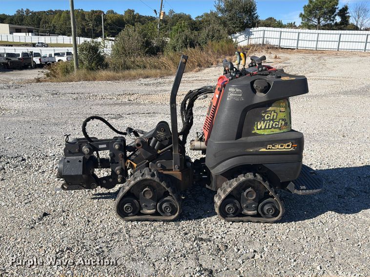 image for item YA5475 2016 Ditch Witch R300 cable plow